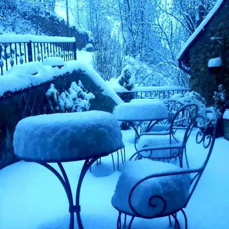 Cal Sams Country house